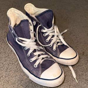 Navy blue Converse